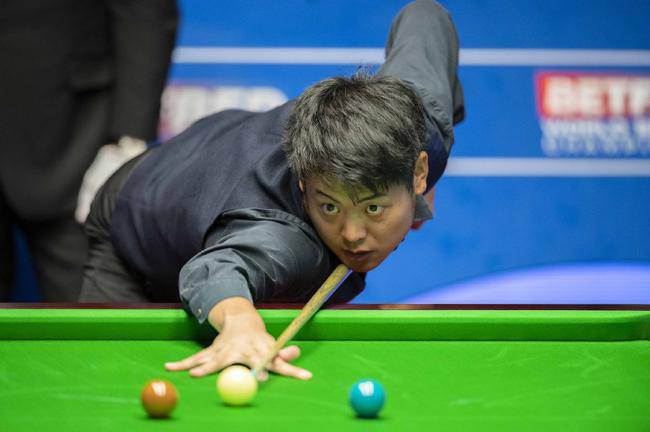 国产日本三级片在线看 梁文博7次登陆克鲁斯堡输6次，与世界顶级球员差距太大！